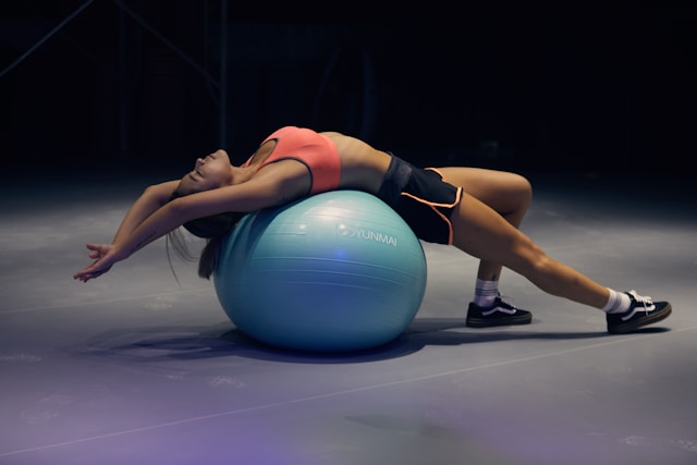 Få mere ud af din træning med en pilates bold